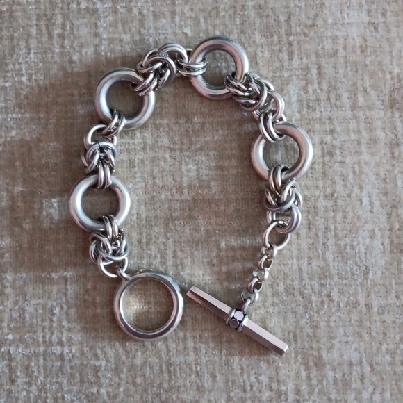 Ellen Tracy Gold Tone Chunky Bracelet - Picture 4 of 7